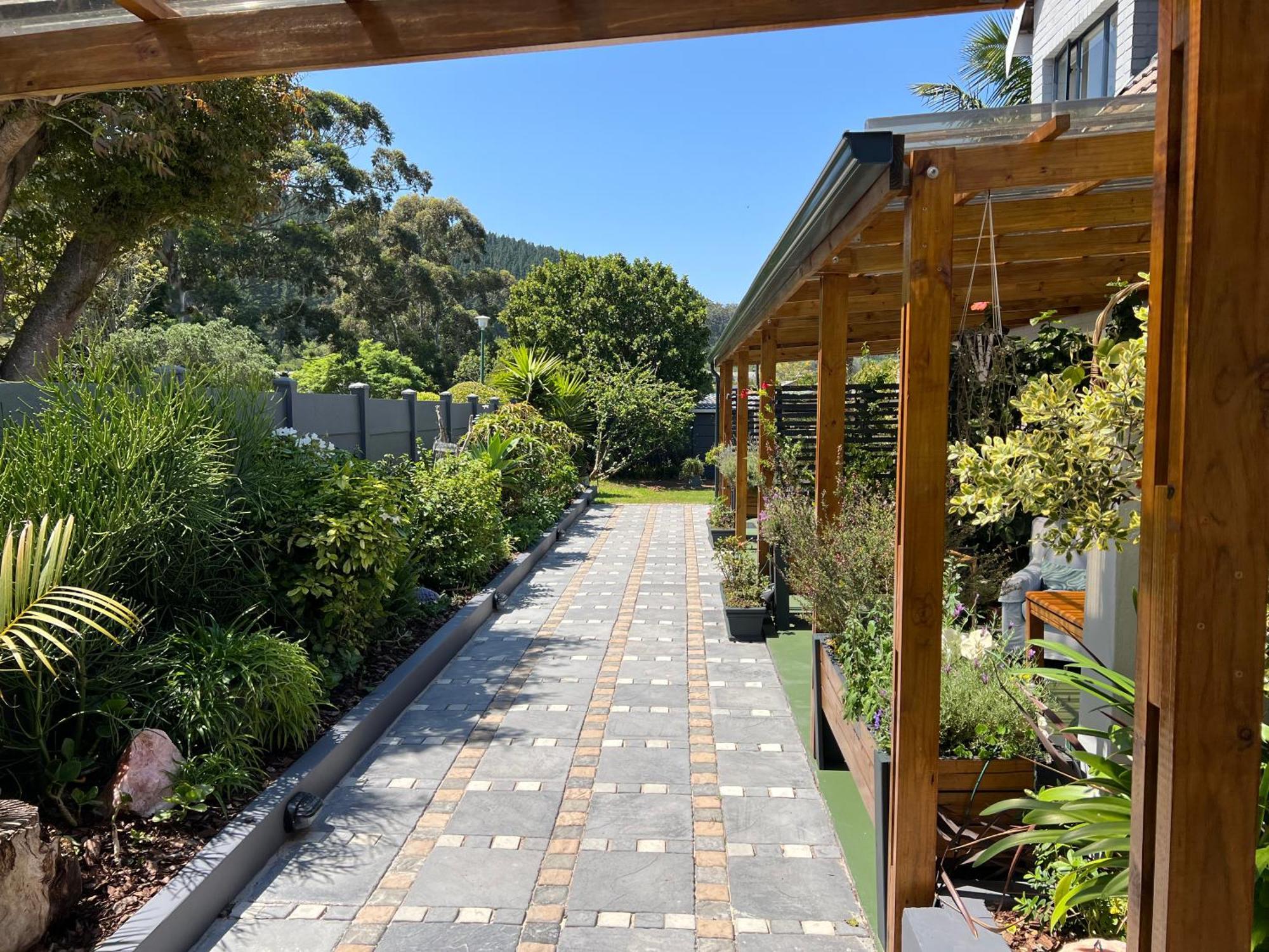 Pelican Lodge Guesthouse Sedgefield Exterior photo
